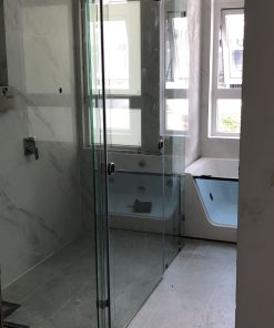 Ph�ng t?m k�nh c?a l�a phi 25